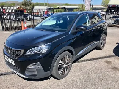 Second-hand Peugeot 3008 Allure 130 CP (95 kW) 2020 Negru SUV