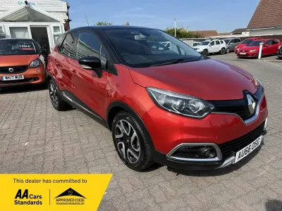 Second-hand Renault Captur Signature 90 CP (66 kW) 2016 Roșu SUV