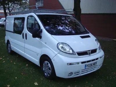 Used Vauxhall Vivaro Sportive 146 HP (107 kW) 2006 White MPV
