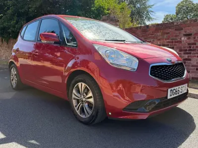 Used Kia Venga 89 HP (65 kW) 2015 Red Hatchback