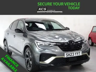 Usado Renault Arkana Bose Edition 2023 Cinzento SUV