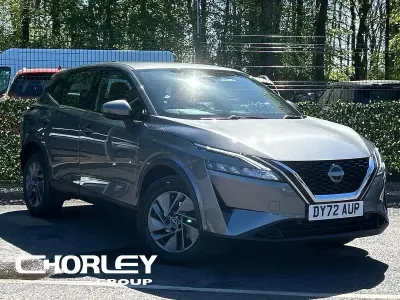 Begagnad Nissan Qashqai Acenta Premium 158 HK (116 kW) 2022 Grå SUV
