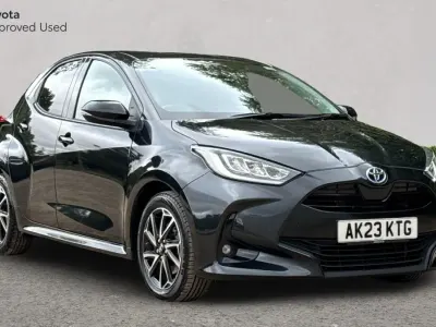 Used Toyota Yaris Design 116 HP (85 kW) 2023 Eclipse black Hatchback