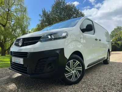 Gebraucht Vauxhall Vivaro Edition 2020 Weiß Van / Kleinbus