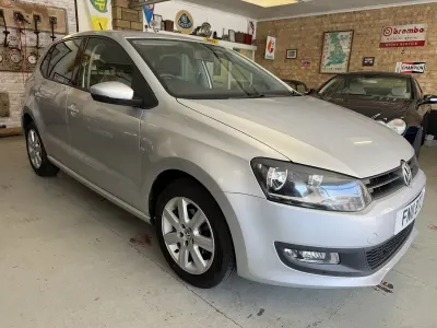 Used VW Polo Match 60 HP (44 kW) 2011 Silver Hatchback