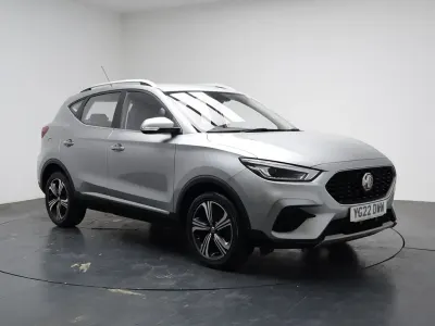 Usado MG ZS Excite 106 CV (77 kW) 2022 Plateado SUV