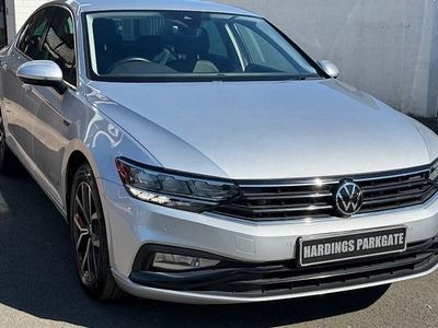 Usado VW Passat SEL 150 HP (110 kW) 2021 Prateado Sedan