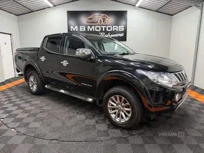 Used Mitsubishi L200 2016 Black Pickup