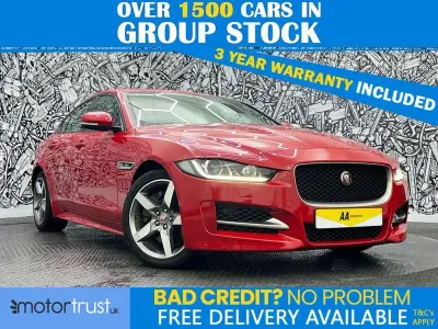 Begagnad Jaguar XE R-Sport 200 HK (147 kW) 2018 Röd Sedan