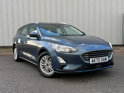 Used Ford Focus Titanium 120 HP (88 kW) 2020 Blue Estate
