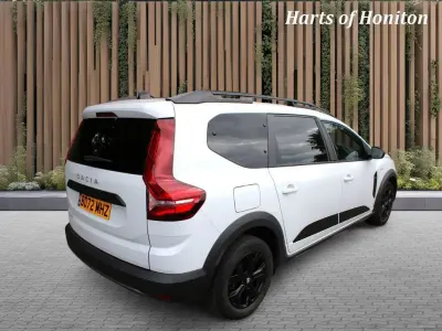Used Dacia Jogger Extreme 2022 White MPV