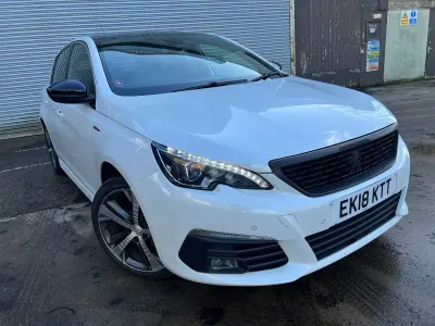 Used Peugeot 308 GT-line 130 HP (95 kW) 2018 White Hatchback