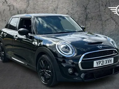 Used Mini Cooper S Hatch 189 HP (139 kW) 2021 Black Hatchback
