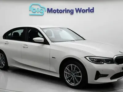 Usado BMW 330e 292 CV (214 kW) 2022 Blanco Berlina