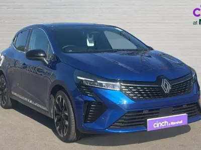 Used Renault Clio Techno 90 HP (66 kW) 2025 Blue Hatchback