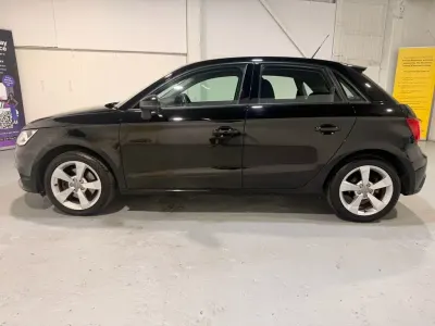 Used Audi A1 Sportback Sport 125 HP (91 kW) 2015 Black Hatchback