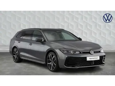 Used VW Passat R-line 150 HP (110 kW) 2025 Multicolour Estate