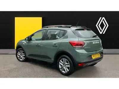 Used Dacia Sandero Expression 91 HP (66 kW) 2023 Green Hatchback