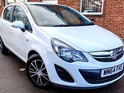 Used Vauxhall Corsa Design Edition 2014 White Hatchback