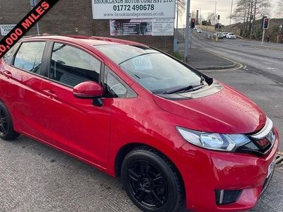 Red Used 2015 Honda Jazz SE Hatchback | £7,995 (Fair price)