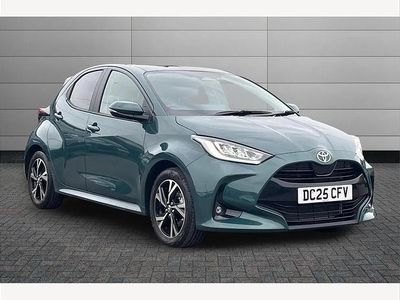 New Toyota Yaris Hybrid Design 116 HP (85 kW) 2025 Green Hatchback