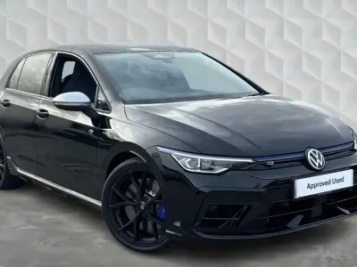 Używany VW Golf VIII R 333 KM (244 kW) 2026 Czarny Hatchback