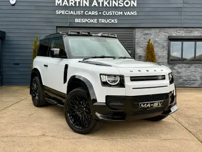 Usado Land Rover Defender 2023 Branco SUV