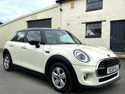 Begagnad Mini Cooper Classic 2020 Vit Halvkombi