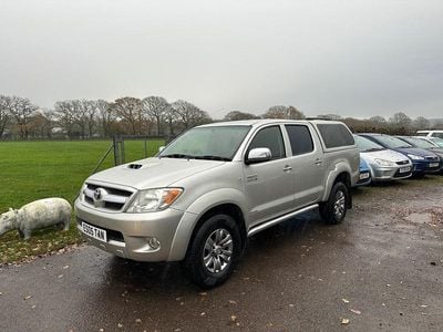 Silver Used 2007 Toyota HiLux Pickup | £5,795 (Good price)