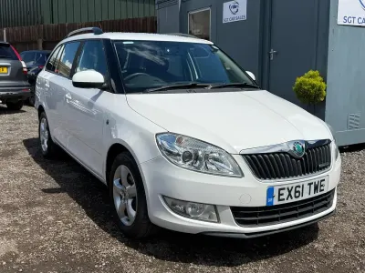 Used Skoda Fabia GreenLine 75 HP (55 kW) 2011 White Estate