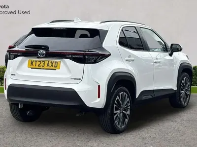 Used Toyota Yaris Cross 113 HP (83 kW) 2023 White SUV