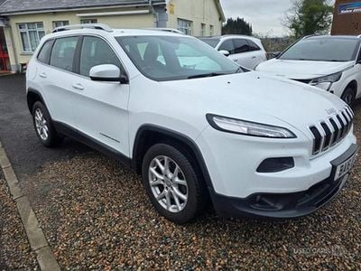 Used Jeep Cherokee Longitude Plus 200 HP (147 kW) 2016 White SUV