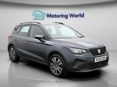 Begagnad Seat Arona SE 94 HK (69 kW) 2022 Grå SUV