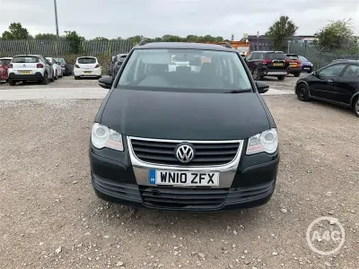 Used VW Touran S 105 HP (77 kW) 2010 Green MPV