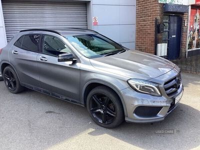 Mercedes GLA220