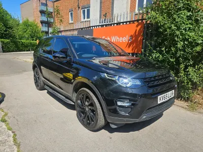 Used Land Rover Discovery Sport HSE Luxury 180 HP (132 kW) 2015 Black SUV