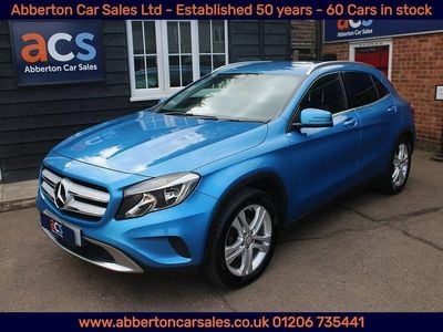 Usado Mercedes GLA200 136 HP (100 kW) 2016 Azul SUV