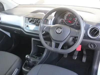 Used VW up! move up! 60 HP (44 kW) 2018 White silver metallic Hatchback