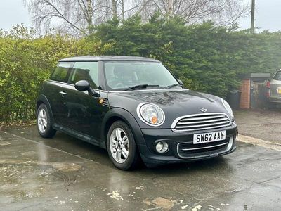 Black Used 2012 Mini Cooper Hatch Hatchback | £3,500 (Fair price)