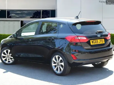 Używany Ford Fiesta Trend 2020 Czarny Hatchback