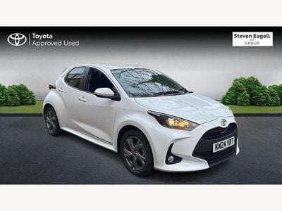 White Used 2024 Toyota Yaris Hybrid Hatchback | £17,945 (Super price)