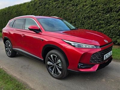 New MG HS SE 2026 Red SUV