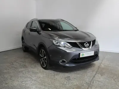 Used Nissan Qashqai S 110 HP (80 kW) 2016 Grey SUV