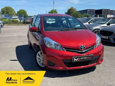 Used Toyota Yaris Multidrive S 2011 Red Hatchback