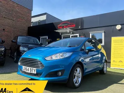 Used Ford Fiesta Zetec 82 HP (60 kW) 2014 Blue Hatchback