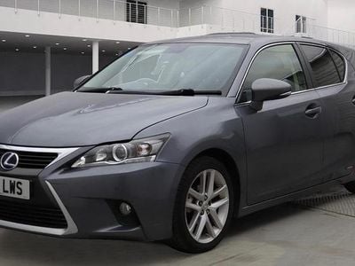 Lexus CT200h