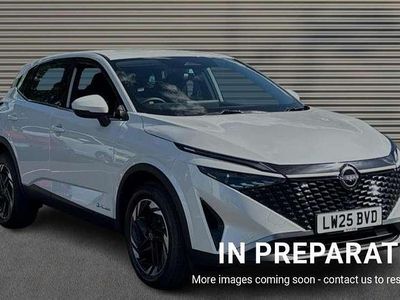 Pearl white New 2025 Nissan Qashqai Acenta SUV | £25,691