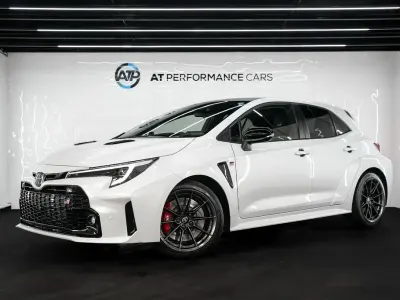 Used Toyota Corolla 304 HP (223 kW) 2023 White Hatchback