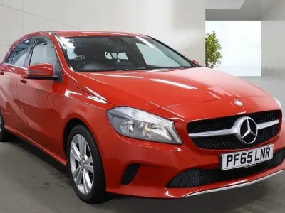 Used Mercedes A180 2016 Red Hatchback