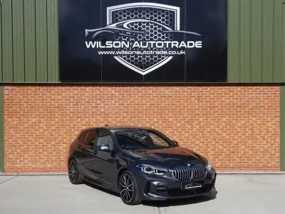 Begagnad BMW 120 M Sport 2020 Grå Halvkombi